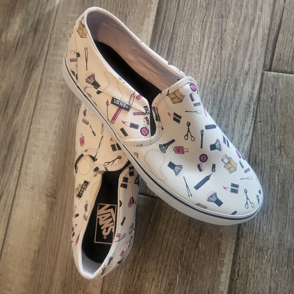 Womans Asher Vans Makeup / Cosmetic  Print Nwob Size 10